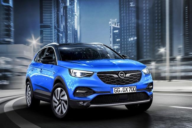 Opel comienza la venta de coches por Amazon