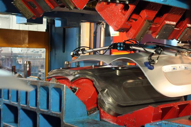 Las exportaciones de componentes y bienes de equipo alcanzaron 6.425 millones en el segundo cuatrimestre