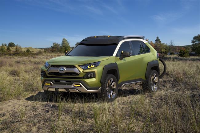 Toyota presenta el Future Toyota Adventure Concept en el Salón de los Ángeles