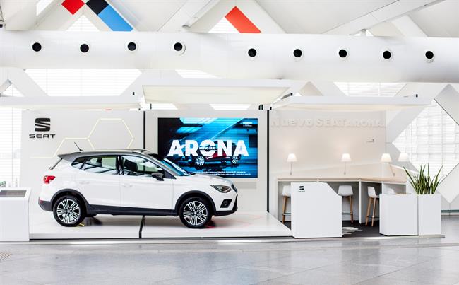 Seat ofrecerá servicios de movilidad integrada en las estaciones de Atocha (Madrid) y Sants (Barcelona)
