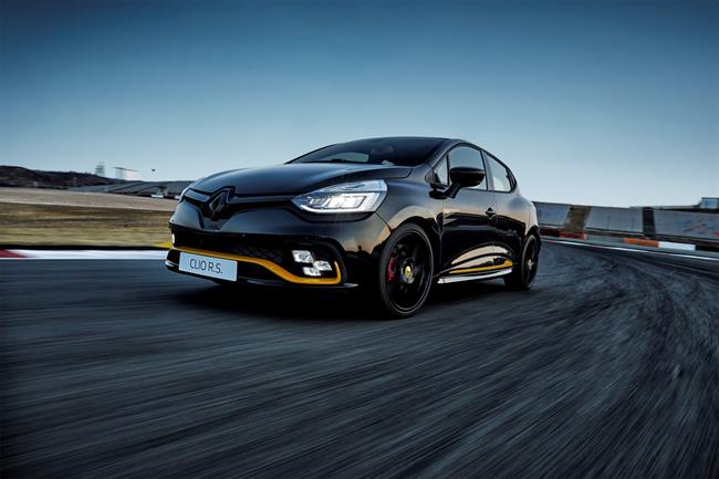 Renault lanzará en el primer semestre la serie limitada numerada R.S. 18 del Clio, con 220 caballos