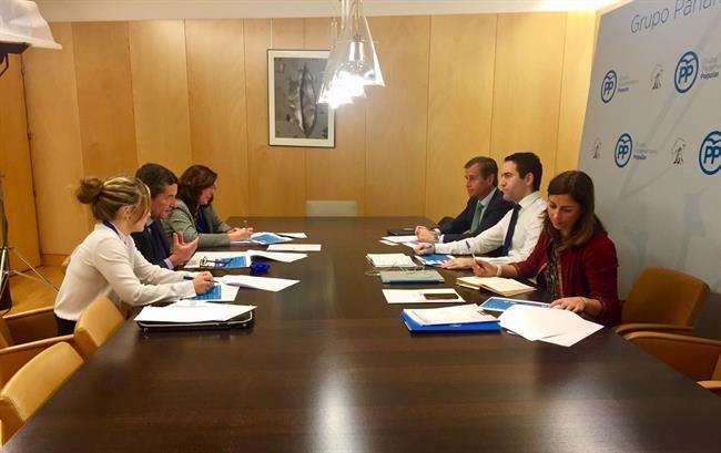 Anfac explica al PP que una nueva fiscalidad ayudaría a renovar el envejecido parque automovilístico