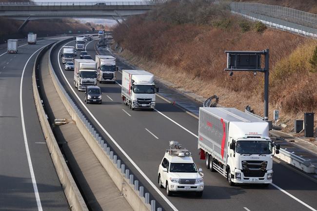 Daimler prueba la tecnología de convoy en Japón a través de su filial asiática Fuso