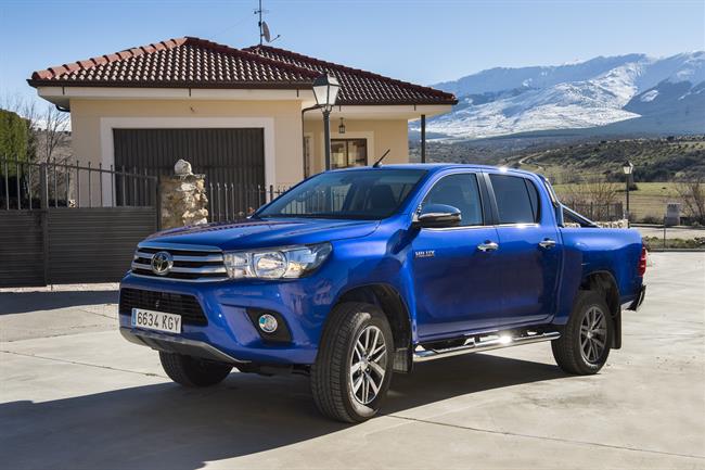 El nuevo Toyota Hilux, con 150 caballos, ya está disponible en los concesionarios españoles