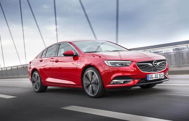 Opel Vauxhall Finance presenta un plan estratégico para financiar un tercio de los Opel para 2020