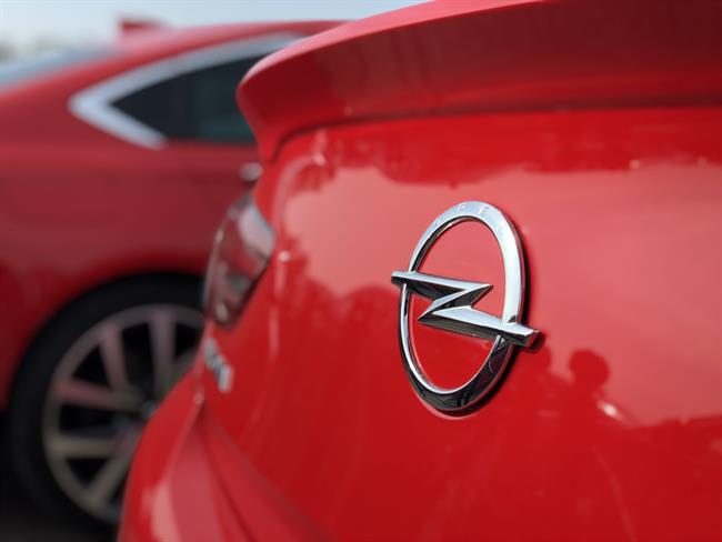 Opel España crecerá "en línea" con el mercado en 2018, gracias a su gama de producto renovada