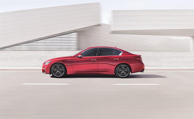 Infiniti España presenta el nuevo Q50 Híbrido, con hasta 364 caballos