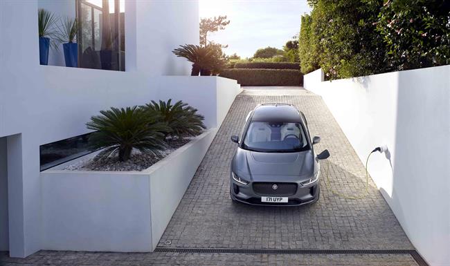 Jaguar abre la solicitud de pedidos del eléctrico I-Pace, con 400 caballos y 480 Km de autonomía