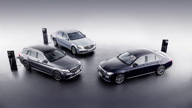 Mercedes-Benz desvela en el Salón de Ginebra las nuevas Clase C y Clase E híbridos diésel enchufables