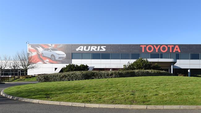 Toyota y Denso invertirán 2.285 millones para impulsar la conducción automatizada