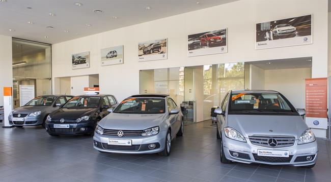 Los coches usados se encarecen un 4,1% en febrero, con un precio medio de 14.586 euros