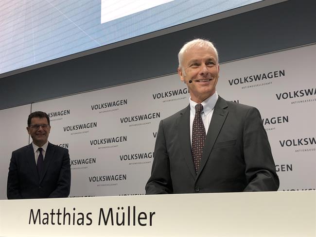 (AMP) Volkswagen invertirá 124.000 millones hasta 2022 en coches eléctricos, de combustión y movilidad