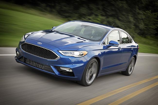Ford revisará 1,3 millones de vehículos en Norteamérica por fallos en la sujeción del volante