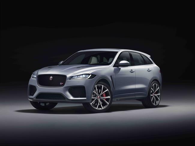 Jaguar abrirá en mayo la solicitud de pedidos en España del F-Pace SVR, con hasta 550 caballos