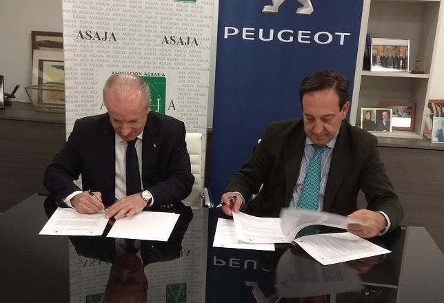 Peugeot y Asaja facilitarán soluciones de movilidad a los agricultores y ganaderos españoles