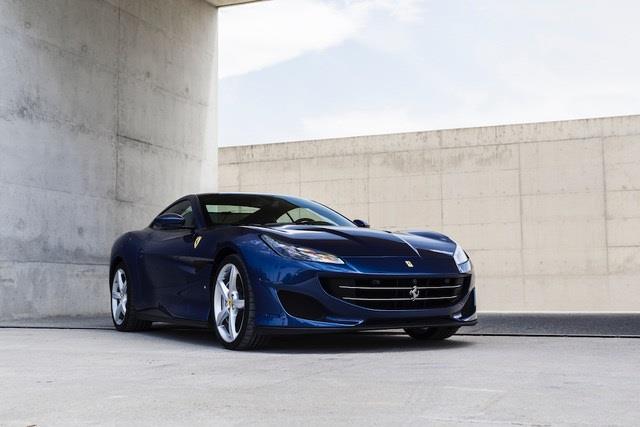Ferrari presenta en España el nuevo Portofino, su descapotable más potente jamás producido