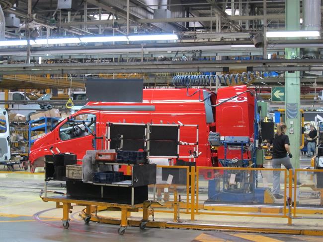 Nissan y los trabajadores empiezan a negociar el convenio de los centros de Barcelona