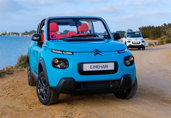 Citroën lanza el nuevo E-Mehari 100% eléctrico, que incluye una versión con techo rígido
