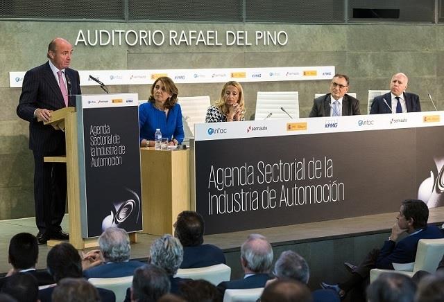 La industria de automoción mantiene el seguimiento de la Agenda Sectorial pese al cambio de Gobierno