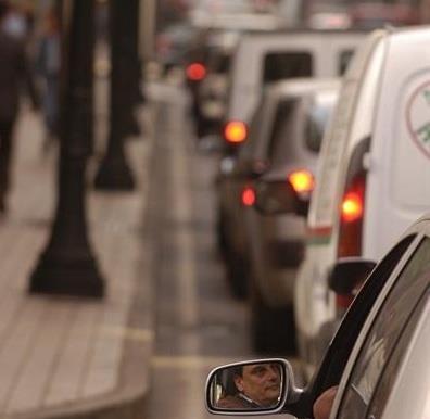 La subida del diésel propuesta por Sánchez costará 895,4 millones a los conductores españoles