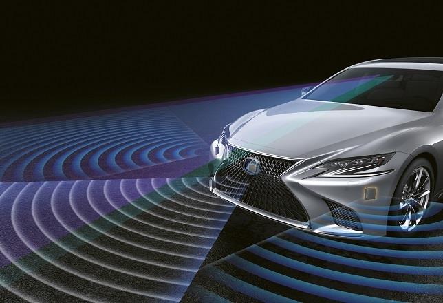 Lexus lanza la segunda generación de su sistema de seguridad, que incorporará en toda su gama en 2019