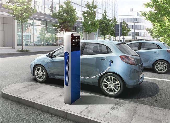 Solo 1 de cada 3 países de la UE ofrece ayudas para la infraestructura de recarga de coches eléctricos