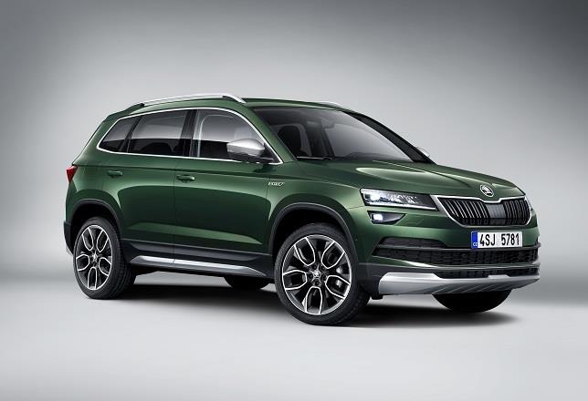Skoda amplía la gama del Karoq con la nueva variante Scout, más "robusta" y con tracción total
