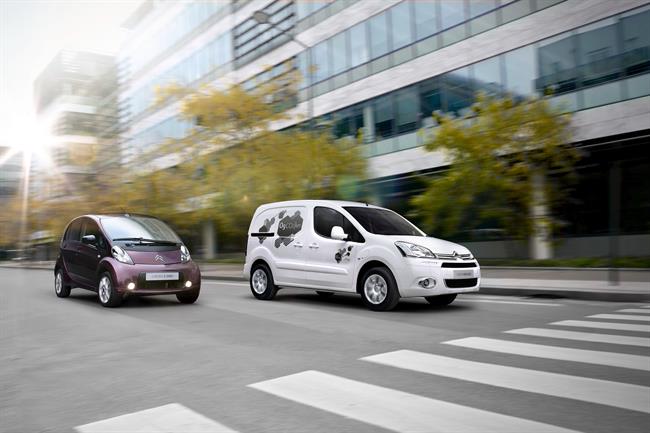 Las matriculaciones de vehículos eléctricos superan las 1.000 unidades en julio, un 51,5% más