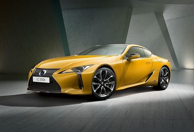 Lexus comenzará las entregas del LC 500h Yellow Edition a finales de otoño
