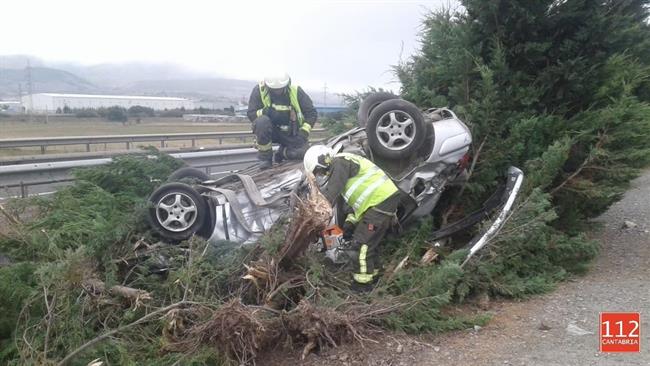 Nueve personas fallecen en las carreteras españolas durante el fin de semana