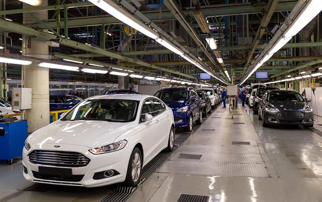 Ford confirma que seguirá fabricando el Mondeo, que se  monta en Almussafes (Valencia)