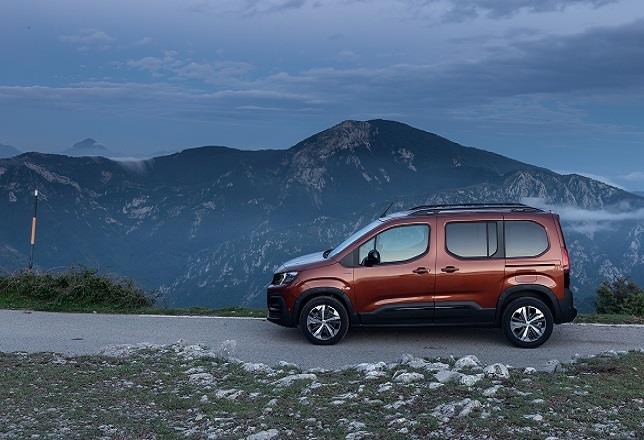 Peugeot inicia la comercialización del 'español' Rifter este lunes