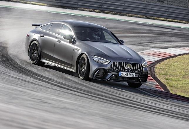 Mercedes-Benz abre los pedidos de las versiones V8 del AMG GT 4 puertas Coupé