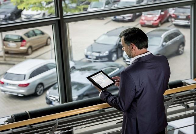 Mercedes-Benz lanza una solución multimarca para conectar la flota de vehículos de las empresas