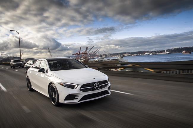 Mercedes presenta la versión sedán de su nuevo Clase A, disponible a comienzos de 2019