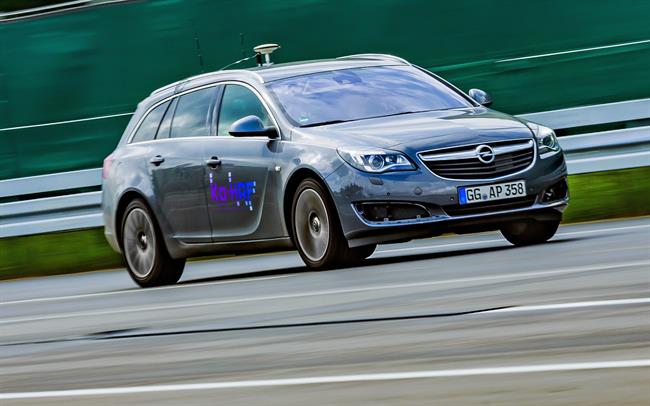 Opel realiza la demostración final del proyecto de conducción automática cooperativa Ko-HAF