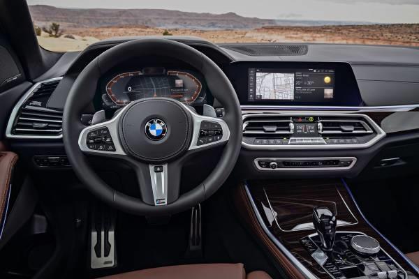 BMW renueva su cabina con software con actualizaciones automáticas y asistente personal mejorado
