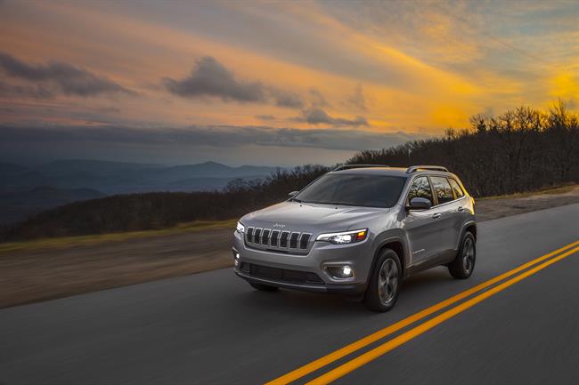 Fiat Chrysler, único miembro del 'Big 3' estadounidense que mejoró sus ventas hasta septiembre