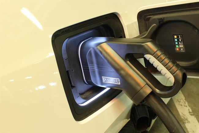 Renault se alía con las empresas energéticas EDF, Total y Enel para impulsar la movilidad eléctrica