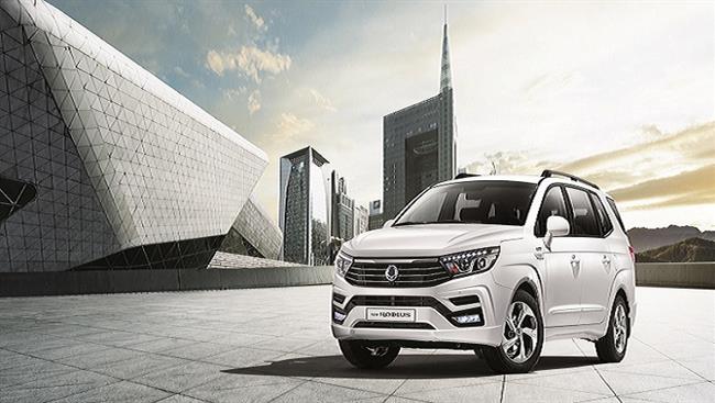 El modelo más vendido de Ssangyong en España, el Rodius, se renueva estéticamente
