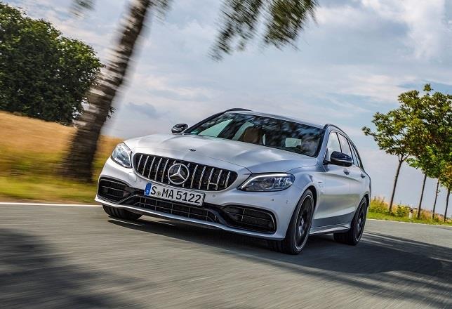Mercedes lanza los nuevos AMG C 63 Berlina y Estate, que llegarán al mercado español en noviembre