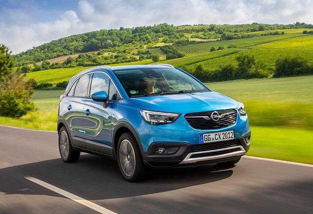 Opel actualiza el Crossland X con un motor diésel de transmisión automática
