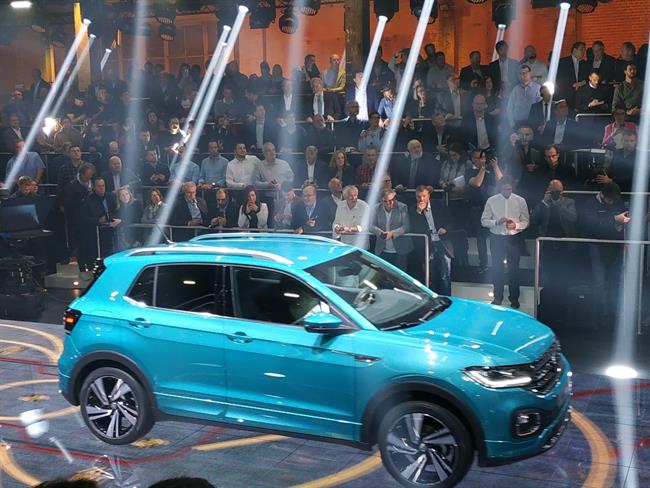 Volkswagen presenta el T-Cross, su nuevo todocamino que se fabricará en Navarra