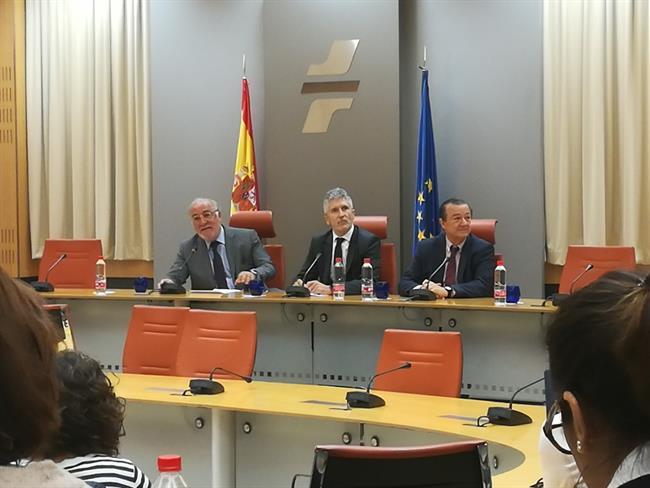 (AMP) Tráfico regresa a la línea dura con una campaña de concienciación para "sacudir" a la sociedad