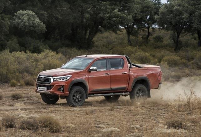 El nuevo Toyota Hilux Legend Raider llega a España  en color Terracota en 15 unidades exclusivas