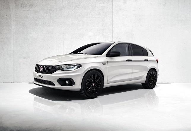 Fiat completa la familia Tipo con los nuevos Mirror y Street, más conectados y accesibles