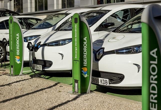Iberdrola instalará más de 50 puntos de recarga para eléctricos en las tiendas de Ikea