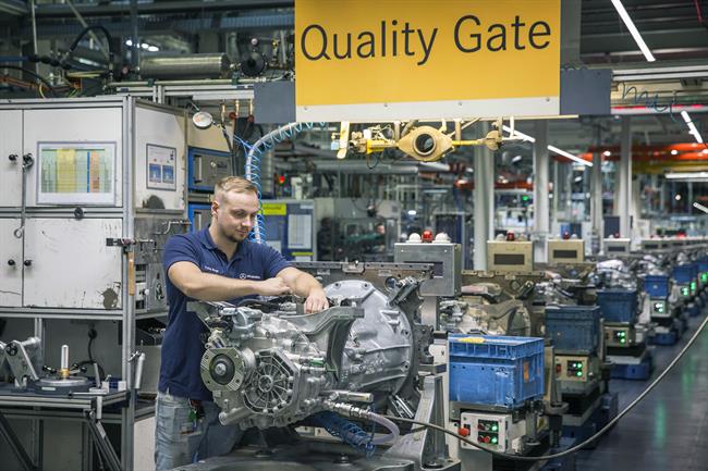 Daimler logra un volumen de producción de 5 millones de cajas de cambio en Gaggenau (Alemania)