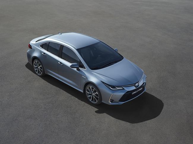 Toyota iniciará en el primer trimestre de 2019 la venta del nuevo Corolla Sedan hybrid