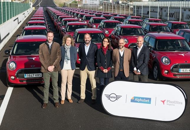Plus Ultra Seguros elige a Mini España y Alphabet para gestionar su movilidad corporativa